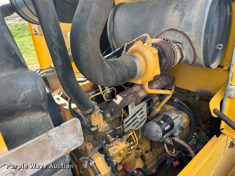 image for item DR5571 2001 John Deere 444H  high lift wheel loader