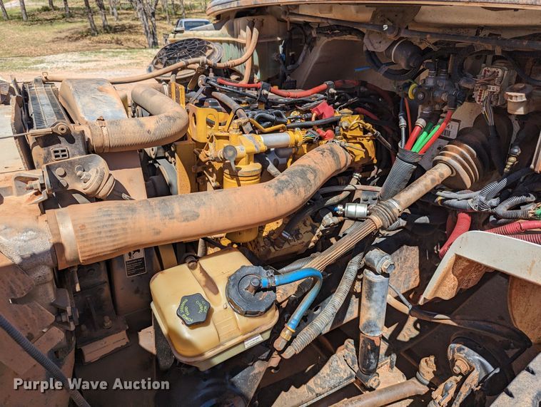 image for item DR6932 2005 Freightliner Business Class M2  water truck