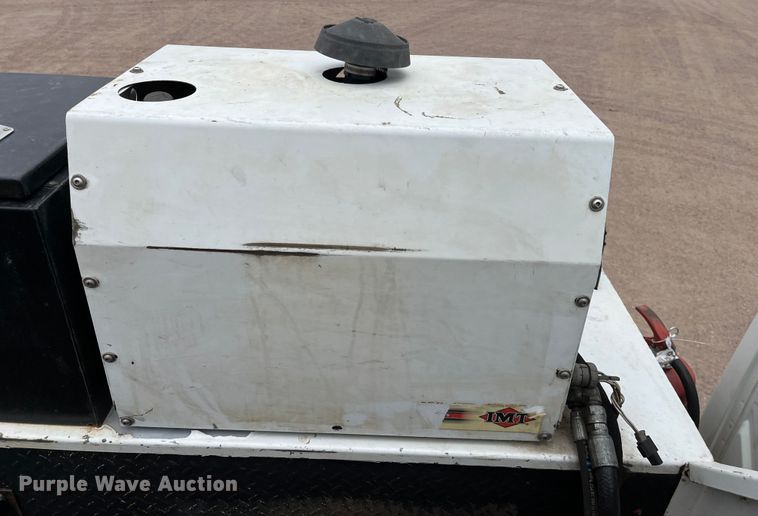 image for item DS1792 2009 International 7400  utility / service truck