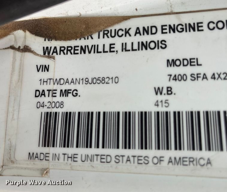 image for item DS1792 2009 International 7400  utility / service truck