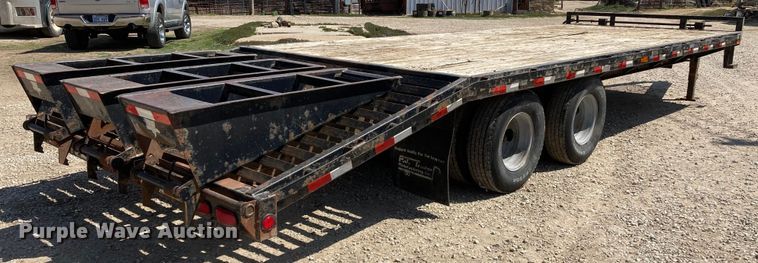 image for item HN9839 2007 PJ  equipment trailer