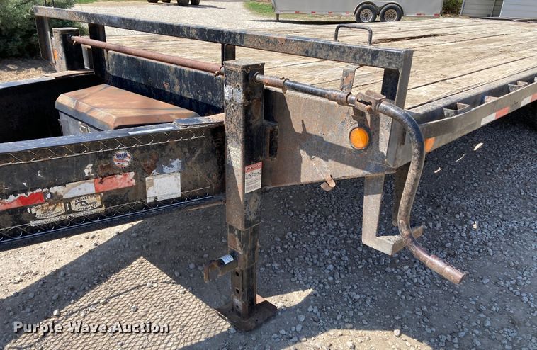 image for item HN9839 2007 PJ  equipment trailer