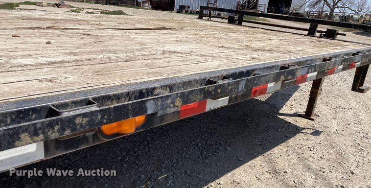 image for item HN9839 2007 PJ  equipment trailer