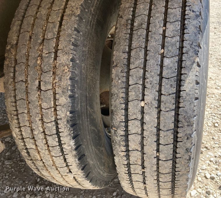 image for item HN9839 2007 PJ  equipment trailer