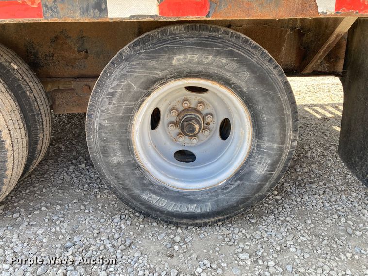 image for item HN9839 2007 PJ  equipment trailer