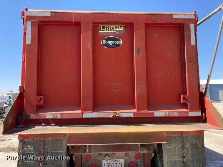 image for item HN9841 2006 Hilbilt 283/16 HD XL  end dump trailer