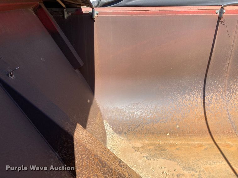 image for item HN9841 2006 Hilbilt 283/16 HD XL  end dump trailer