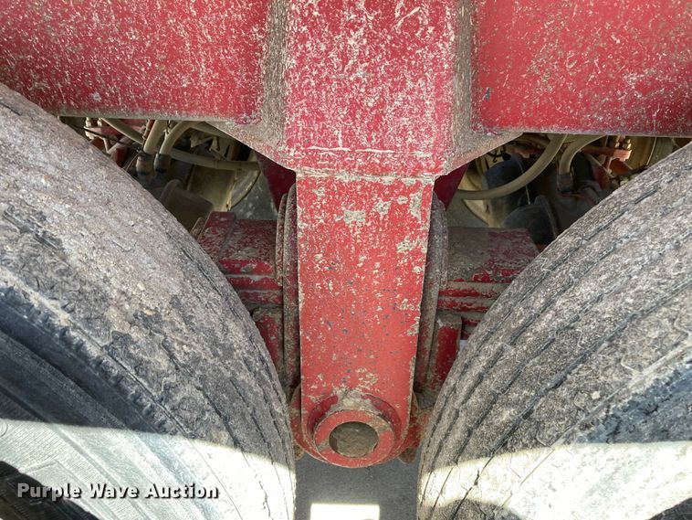 image for item HN9841 2006 Hilbilt 283/16 HD XL  end dump trailer