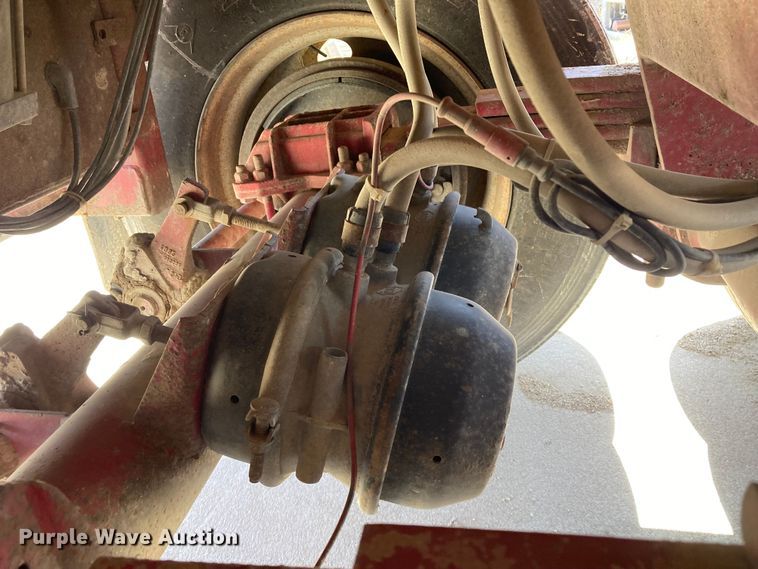 image for item HN9841 2006 Hilbilt 283/16 HD XL  end dump trailer