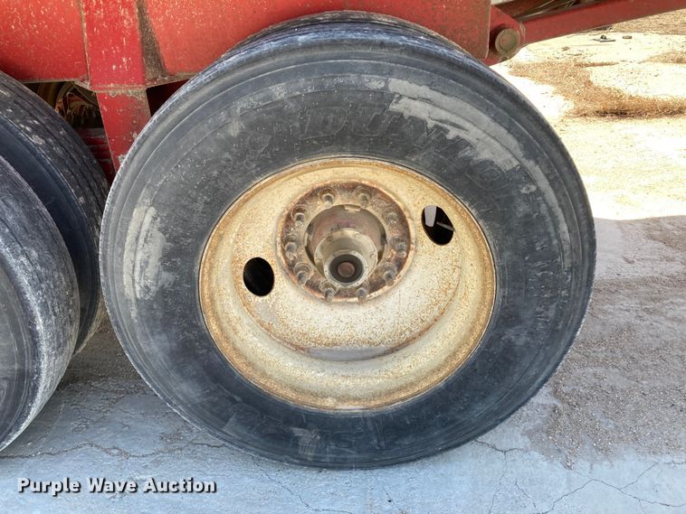 image for item HN9841 2006 Hilbilt 283/16 HD XL  end dump trailer