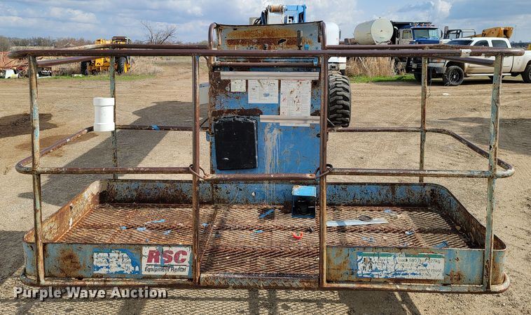 image for item HP9703 1998 Genie S-65  boom lift