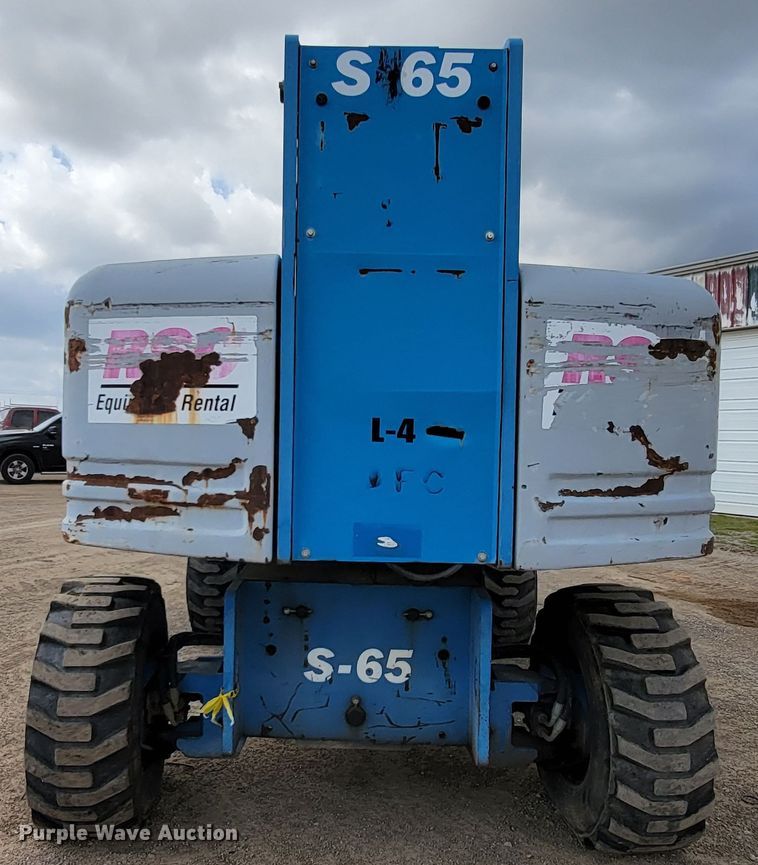 image for item HP9703 1998 Genie S-65  boom lift