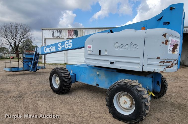 image for item HP9703 1998 Genie S-65  boom lift