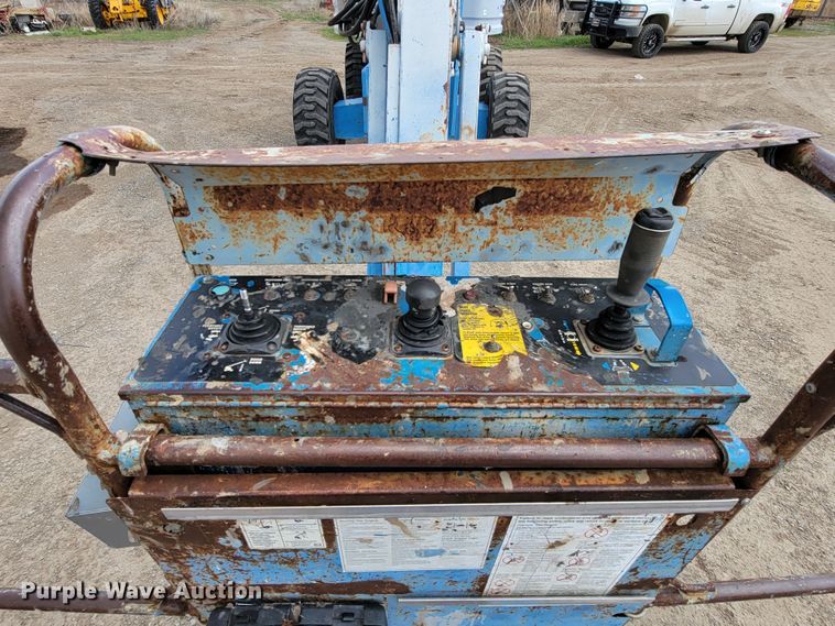 image for item HP9703 1998 Genie S-65  boom lift