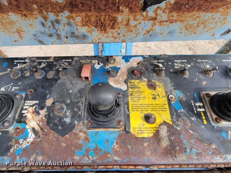 image for item HP9703 1998 Genie S-65  boom lift