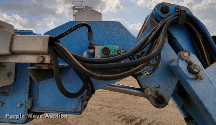 image for item HP9703 1998 Genie S-65  boom lift