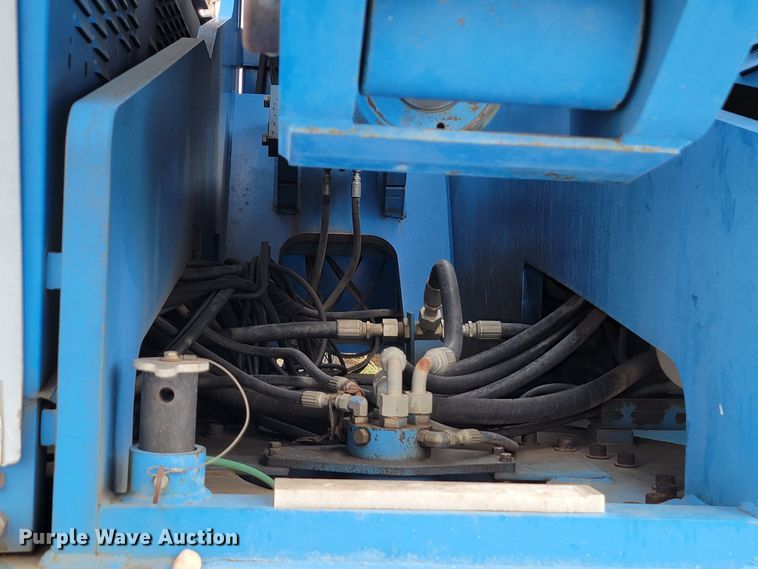 image for item HP9703 1998 Genie S-65  boom lift