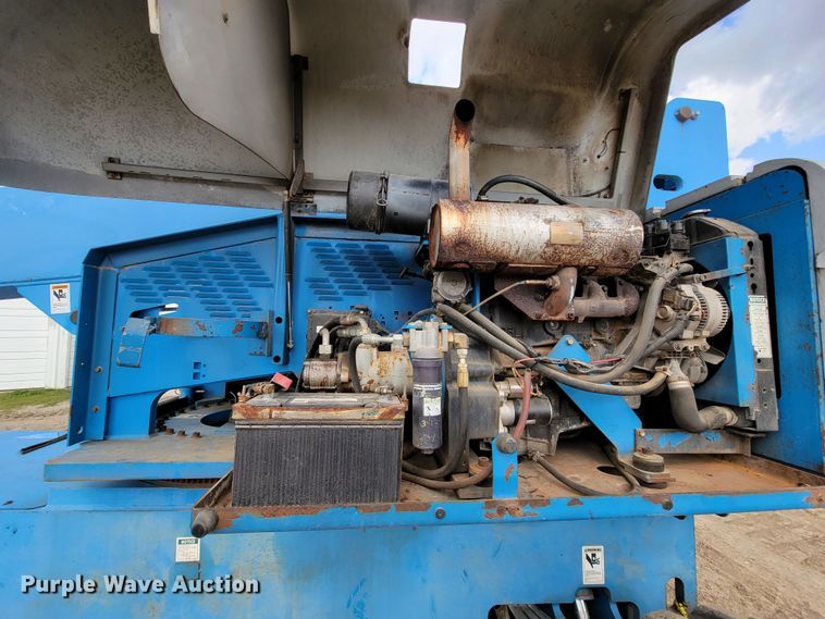 image for item HP9703 1998 Genie S-65  boom lift