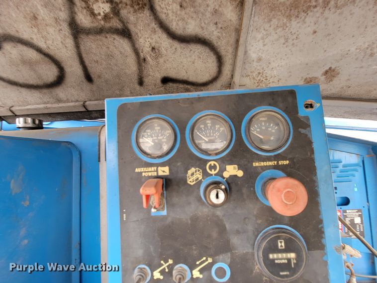 image for item HP9703 1998 Genie S-65  boom lift