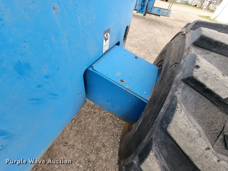 image for item HP9703 1998 Genie S-65  boom lift