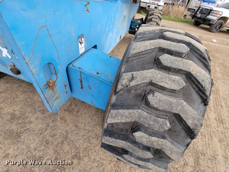 image for item HP9703 1998 Genie S-65  boom lift