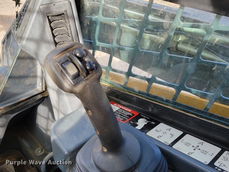 image for item HP9711 2014 John Deere 333E  tracked skid steer loader