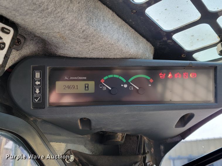 image for item HP9711 2014 John Deere 333E  tracked skid steer loader