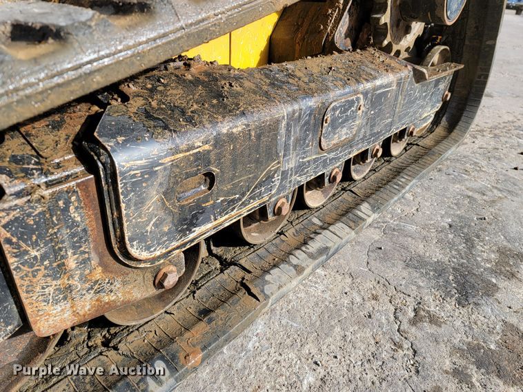 image for item HP9711 2014 John Deere 333E  tracked skid steer loader