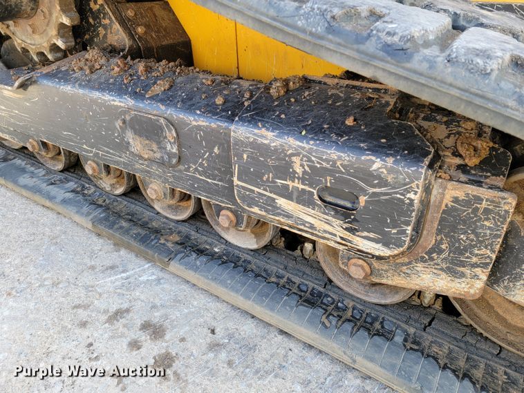 image for item HP9711 2014 John Deere 333E  tracked skid steer loader