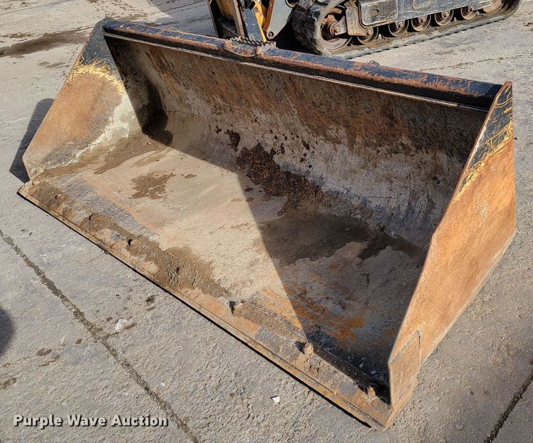 image for item HP9711 2014 John Deere 333E  tracked skid steer loader