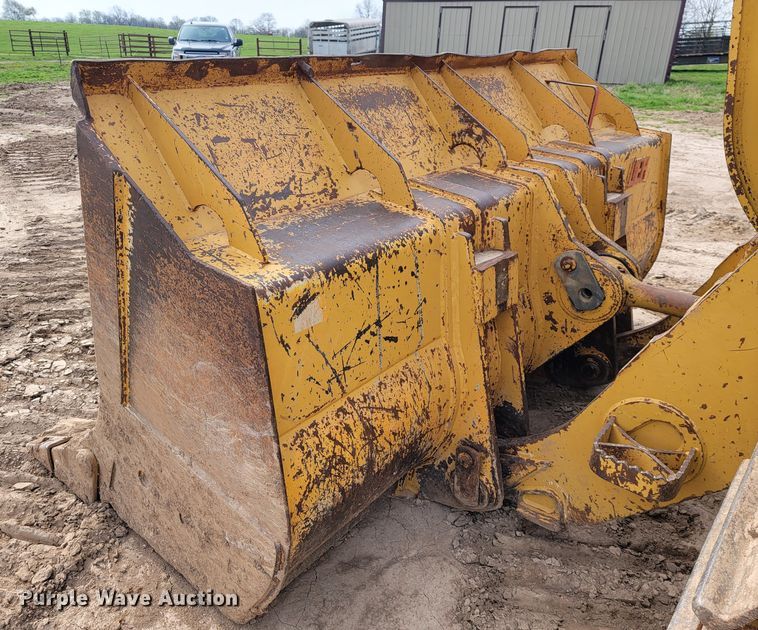 image for item JL9327 2008 Caterpillar 963D  track loader