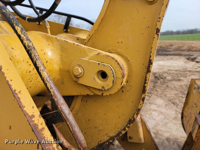 image for item JL9327 2008 Caterpillar 963D  track loader