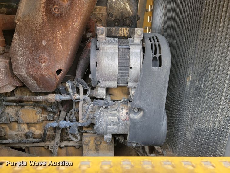 image for item JL9327 2008 Caterpillar 963D  track loader