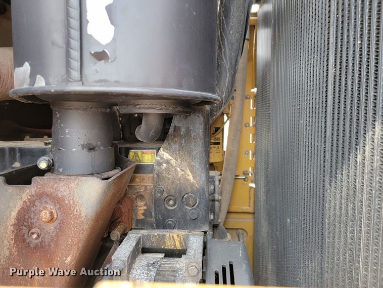 image for item JL9327 2008 Caterpillar 963D  track loader