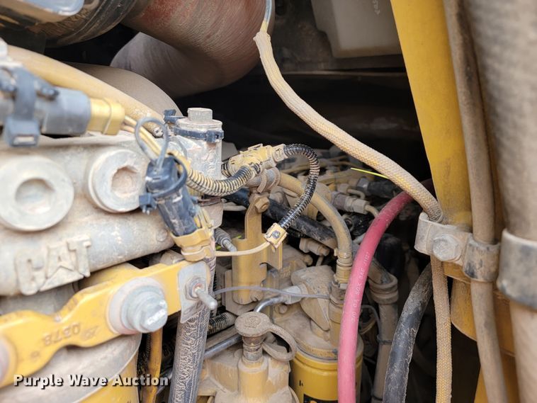 image for item JL9327 2008 Caterpillar 963D  track loader