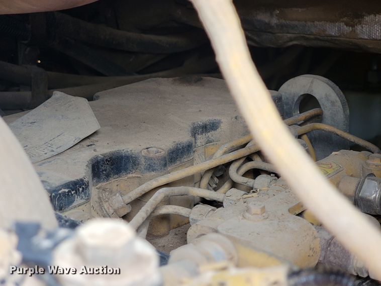 image for item JL9327 2008 Caterpillar 963D  track loader