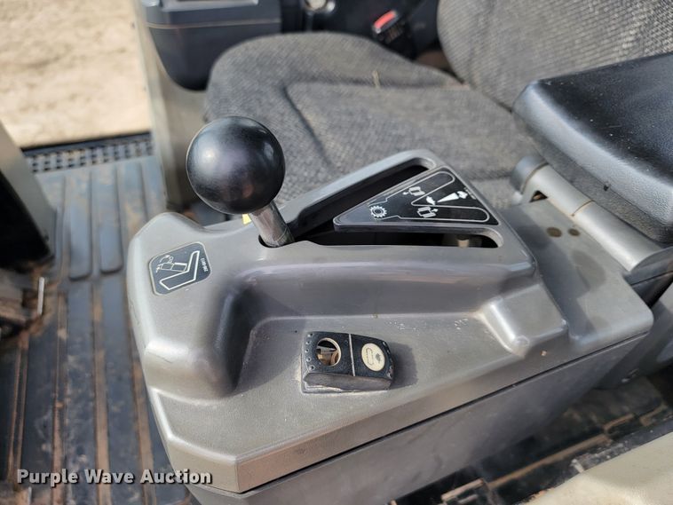 image for item JL9327 2008 Caterpillar 963D  track loader