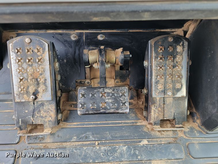 image for item JL9327 2008 Caterpillar 963D  track loader