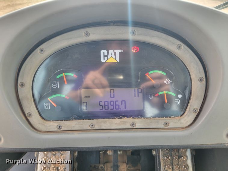 image for item JL9327 2008 Caterpillar 963D  track loader