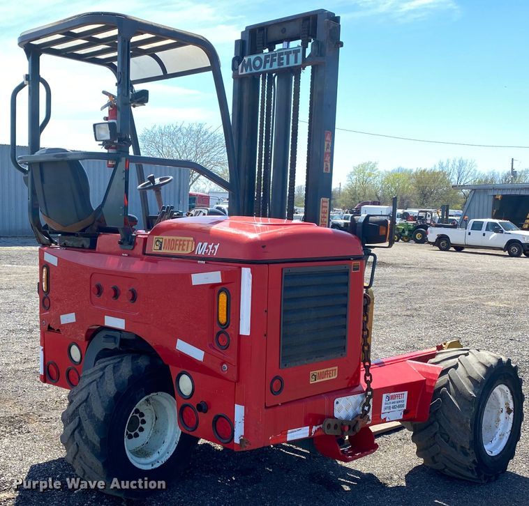 image for item KB9485 2006 Moffett M55  forklift