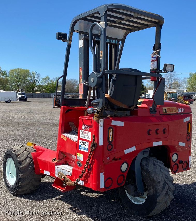 image for item KB9485 2006 Moffett M55  forklift