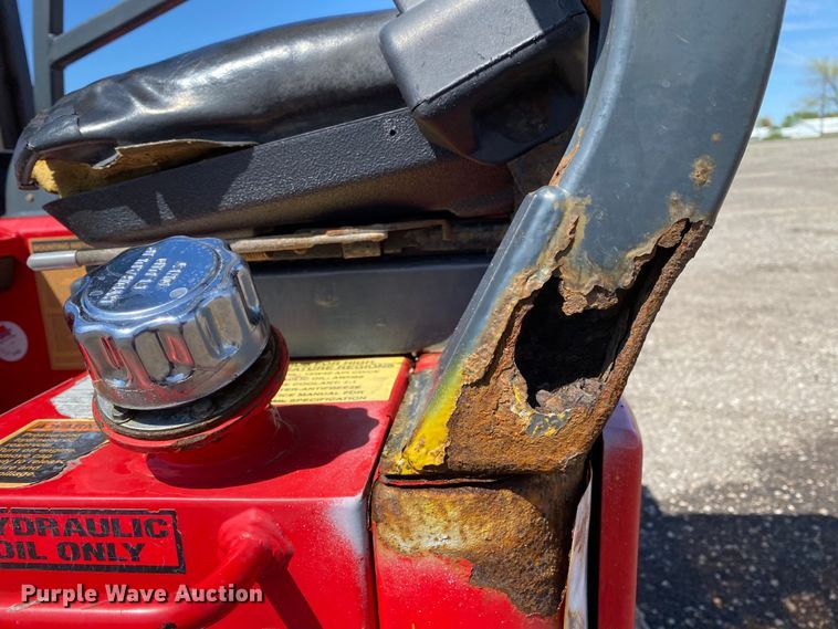 image for item KB9485 2006 Moffett M55  forklift