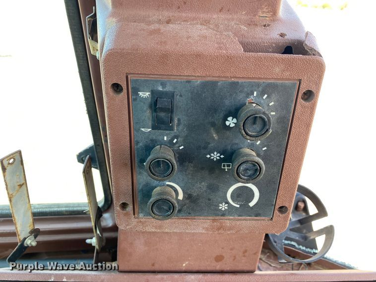 image for item KB9486 1993 Case 580 Super K  backhoe