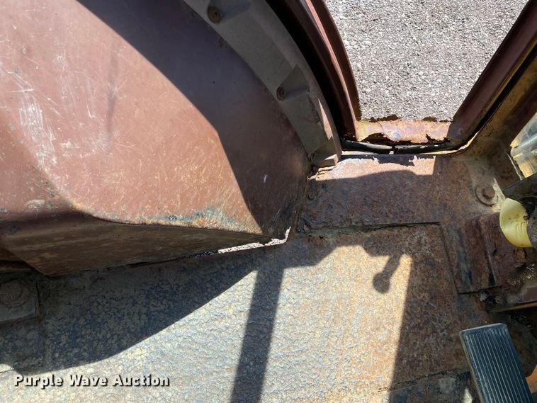 image for item KB9486 1993 Case 580 Super K  backhoe