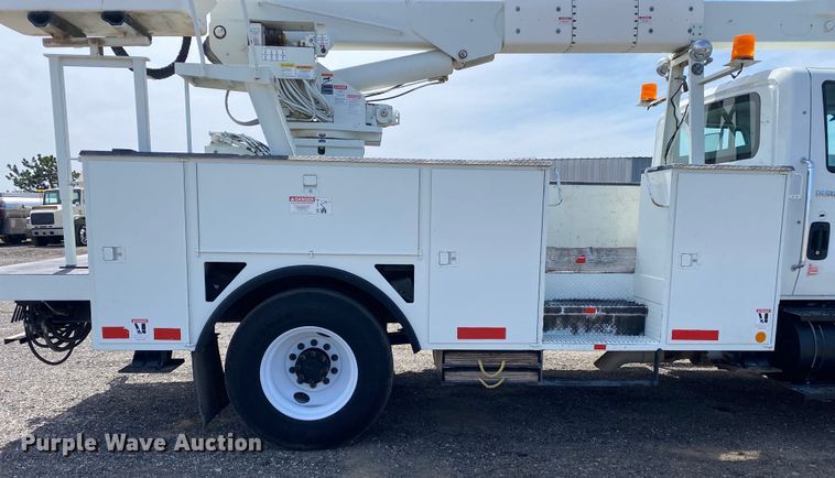 image for item KB9489 2010 International 4300 SBA  bucket truck