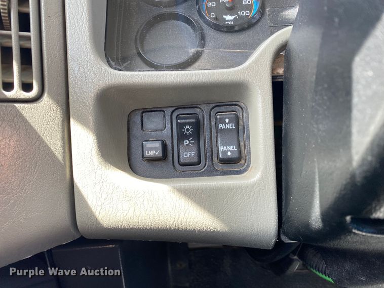 image for item KB9489 2010 International 4300 SBA  bucket truck