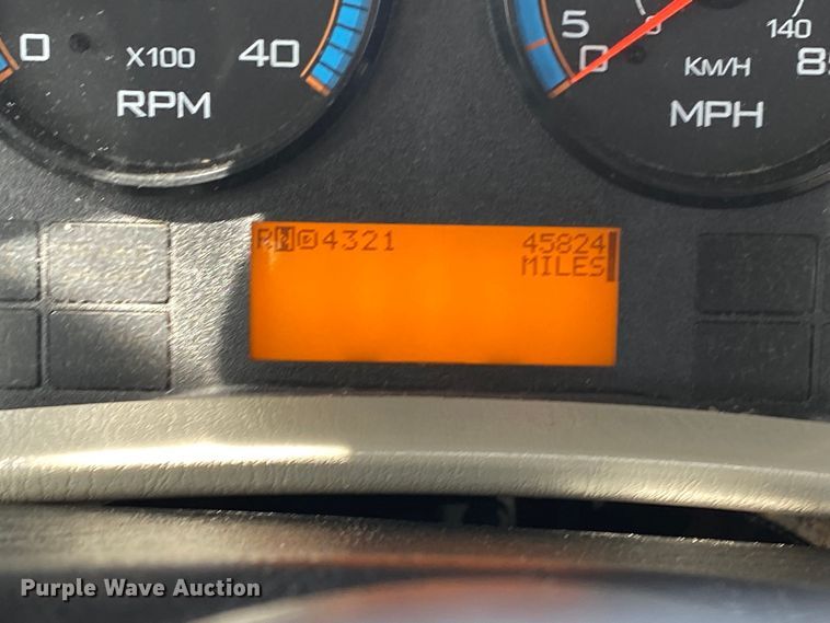 image for item KB9489 2010 International 4300 SBA  bucket truck