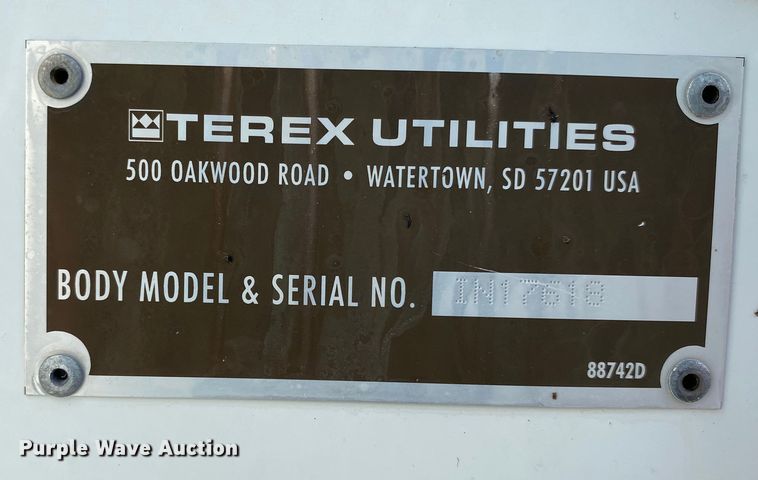 image for item KB9489 2010 International 4300 SBA  bucket truck