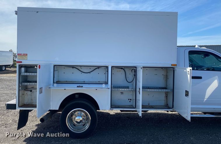 image for item KB9492 2015 Dodge  Ram 5500  utility / service truck