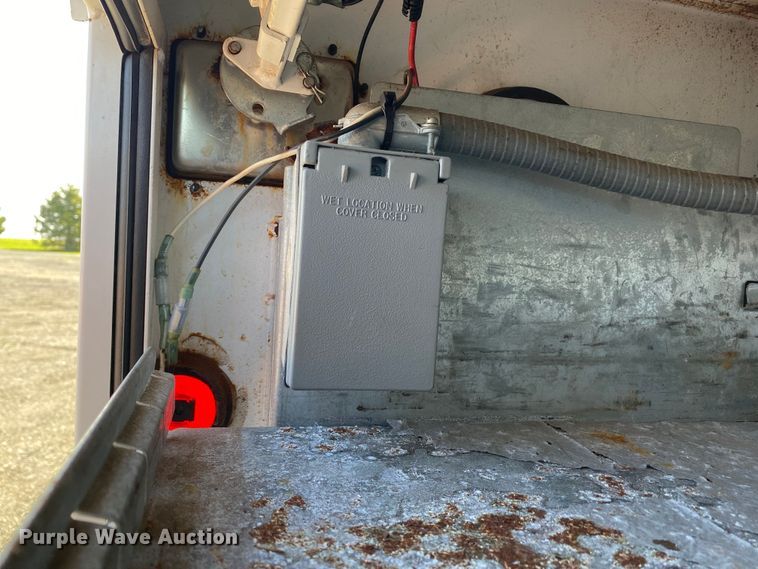 image for item KB9492 2015 Dodge  Ram 5500  utility / service truck